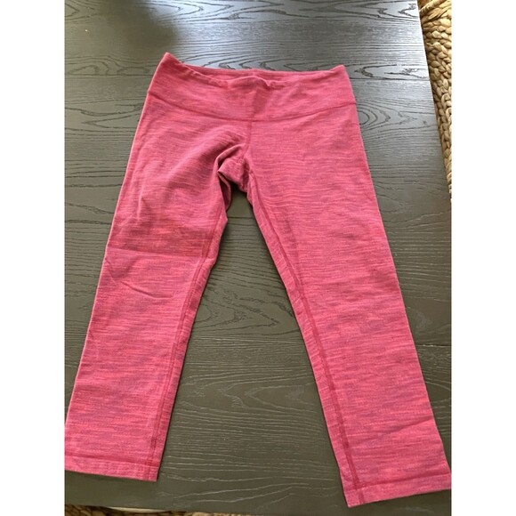Lululemon Pants Womens 6 Pink Wunder Under Leggings Lightweight Crop - Picture 1 of 5